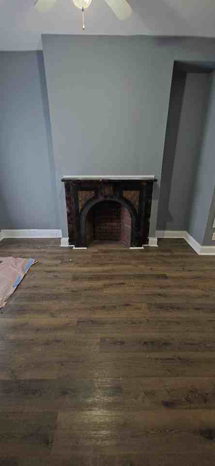1004 Appleton St - Photo 2 of 14
