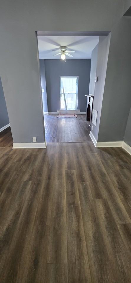 1004 Appleton St - Photo 5 of 14