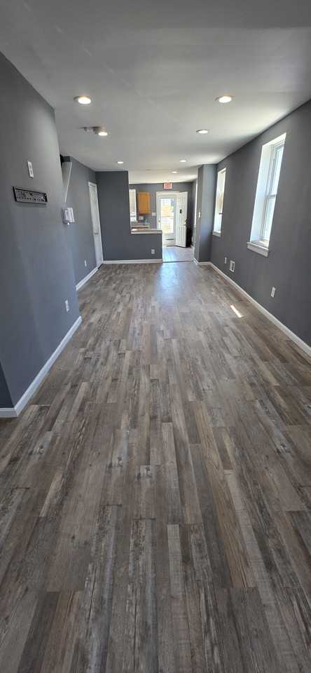 2133 W Mulberry St - Photo 2 of 27