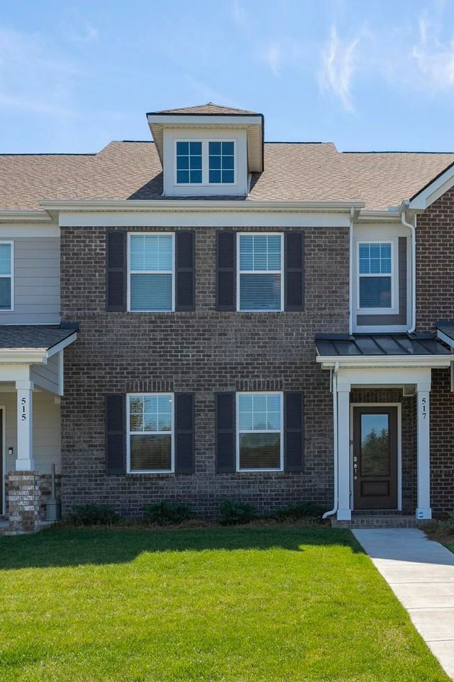 517 Swanholme Dr - Photo 3 of 37