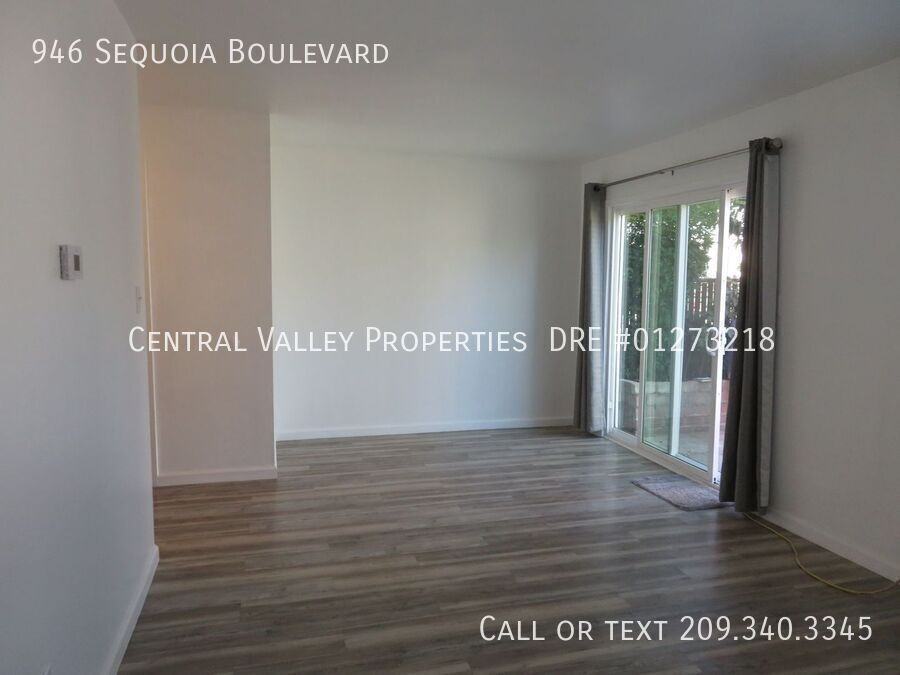 946 Sequoia Blvd - Photo 5 of 20