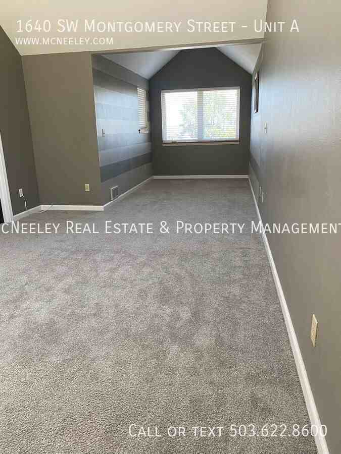1640 Sw Montgomery St #A - Photo 6 of 10