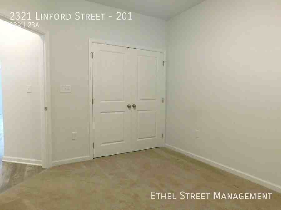 2321 Linford St #201 - Photo 7 of 18
