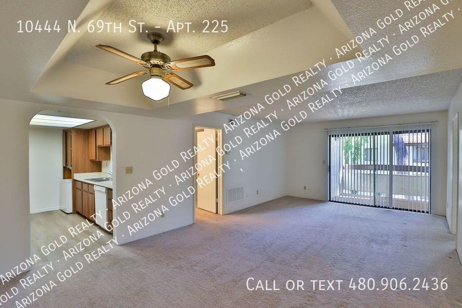 10444 N 69th St #225 - Photo 4 of 16