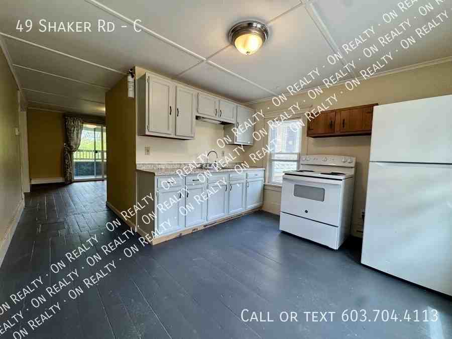 49 Shaker Rd #C - Photo 4 of 14