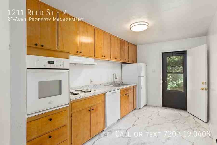 1211 Reed St #7 - Photo 7 of 27
