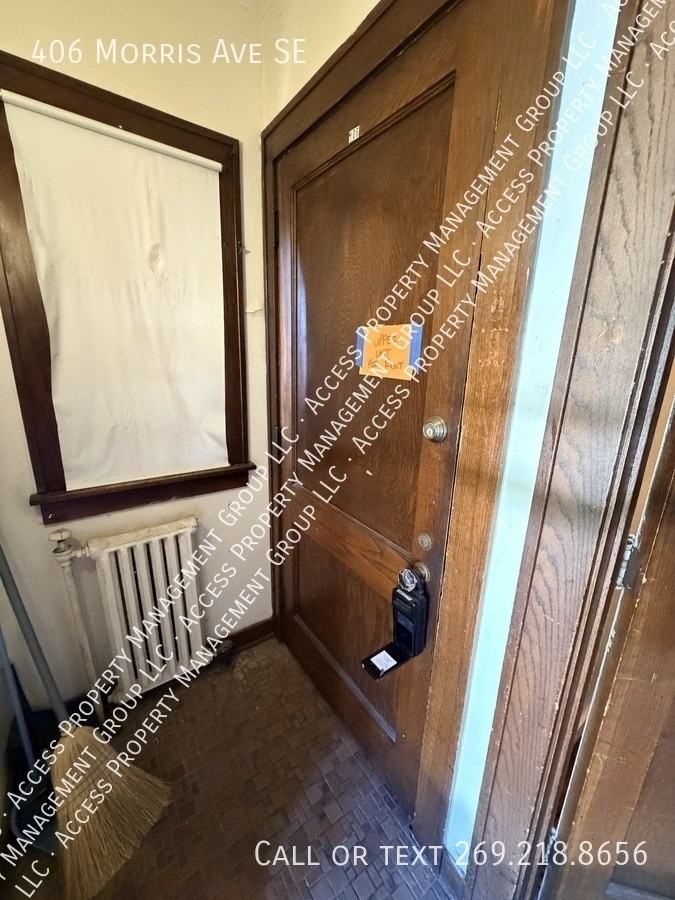 406 Morris Ave Se - Photo 2 of 31