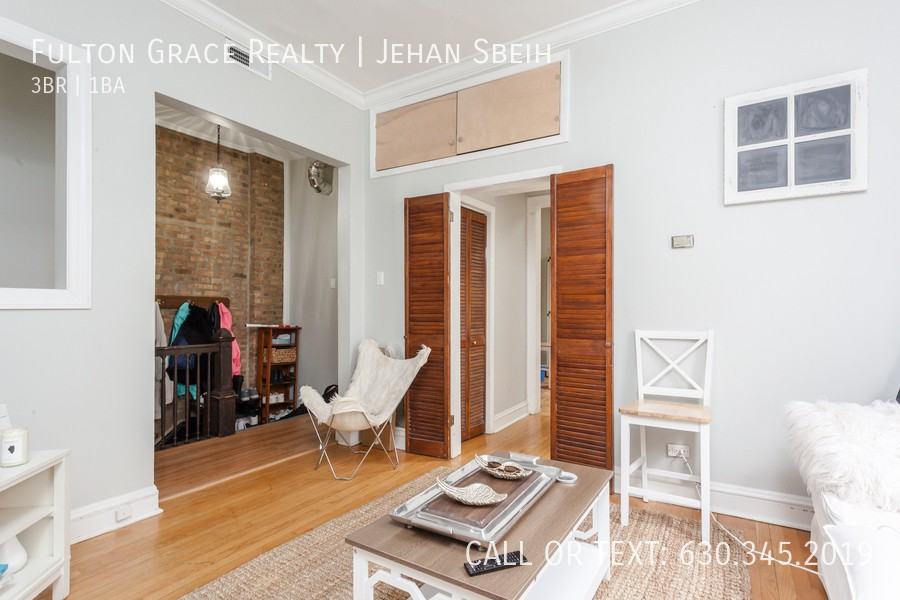 2136 N Bissell St #3 - Photo 4 of 16