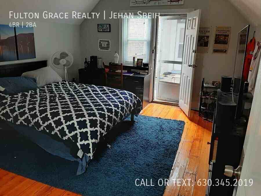 2128 N Sheffield Ave #2R - Photo 3 of 7