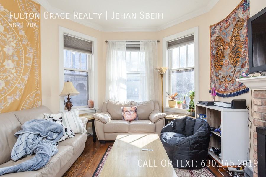 2128 N Sheffield Ave #1F - Photo 3 of 19