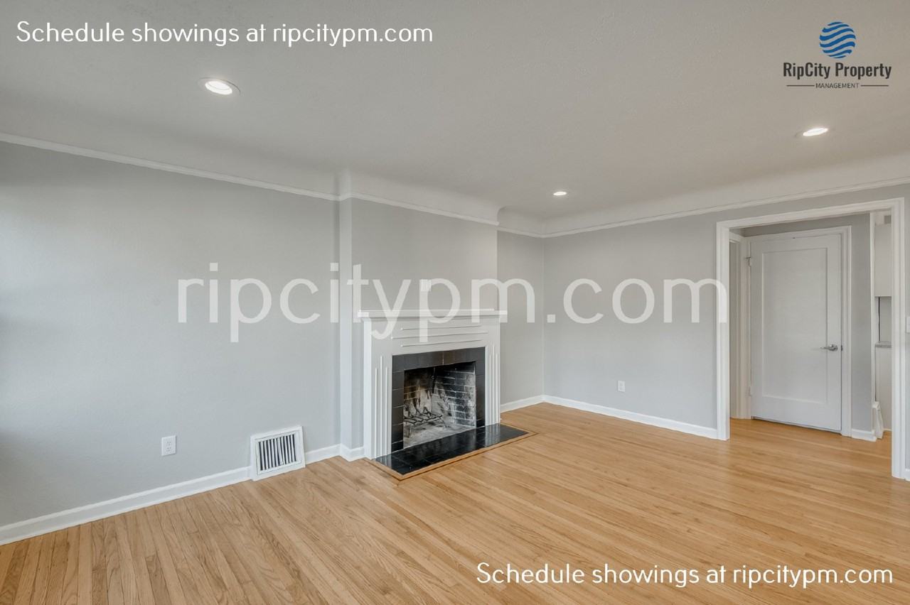 2521 Se 64th Ave - Photo 7 of 32