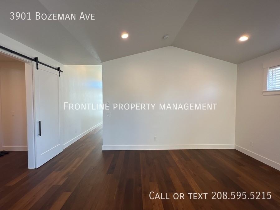 3901 Bozeman Ave - Photo 6 of 28