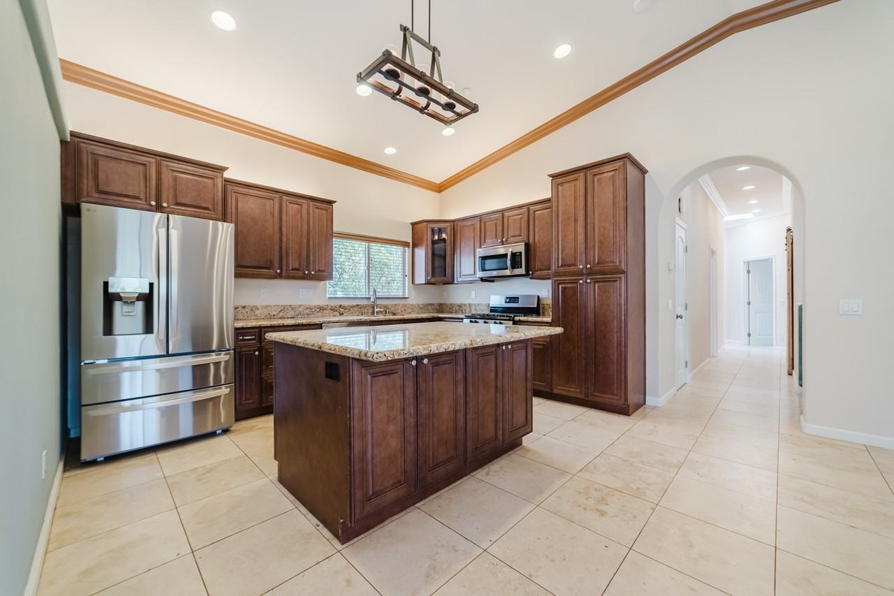 14764 Fruitvale Rd #1 - Photo 4 of 24