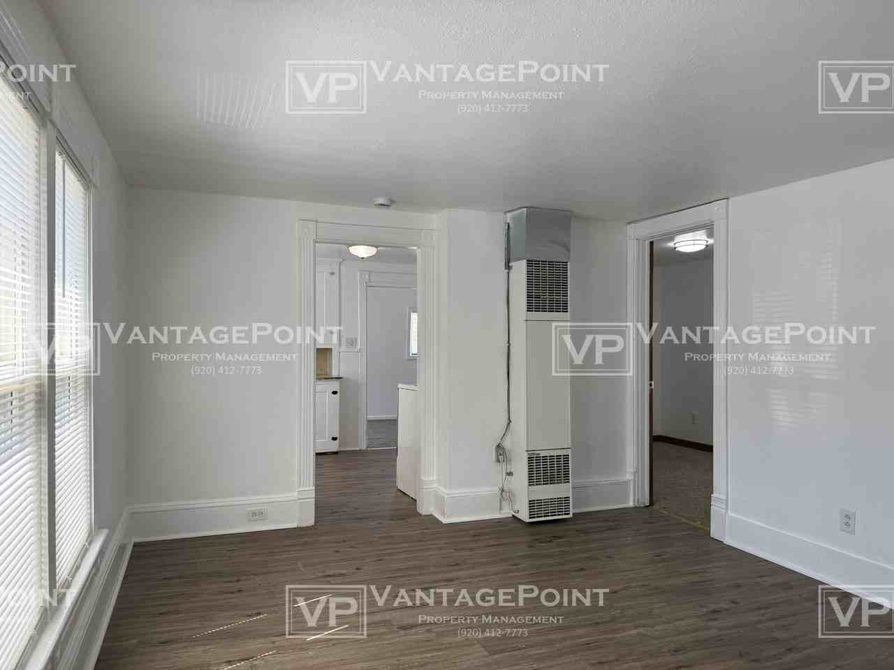 520 1st St Uppr - Photo 3 of 17