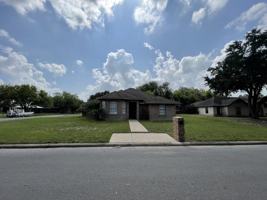 featured image of 1305 James Cir #1