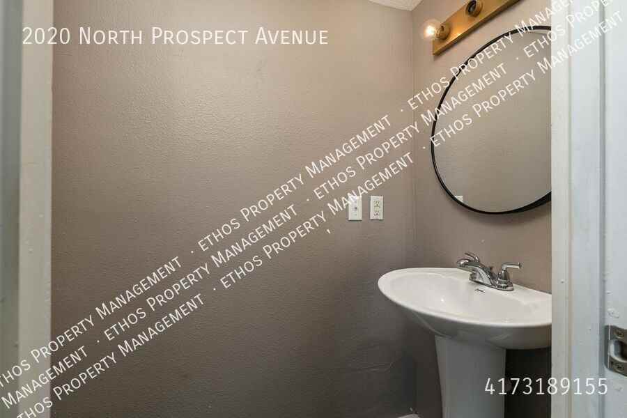 2020 N Prospect Ave - Photo 6 of 15