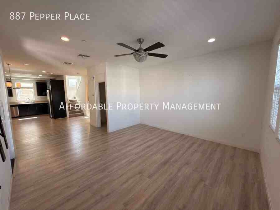 887 Pepper Pl - Photo 5 of 20