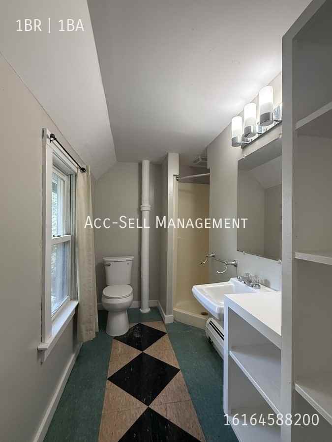 104 Diamond Ave Se #2 - Photo 5 of 7