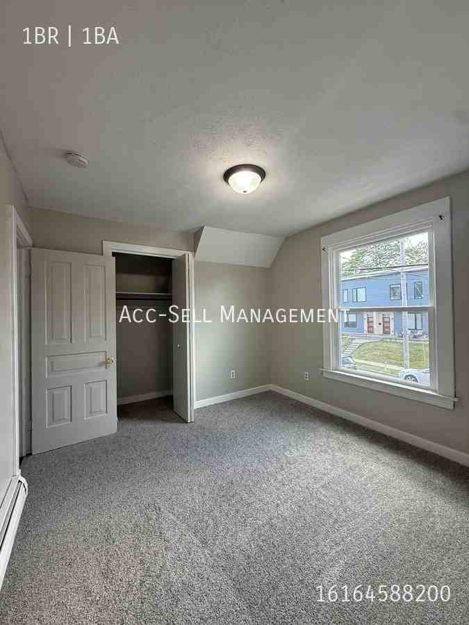 104 Diamond Ave Se #2 - Photo 6 of 7