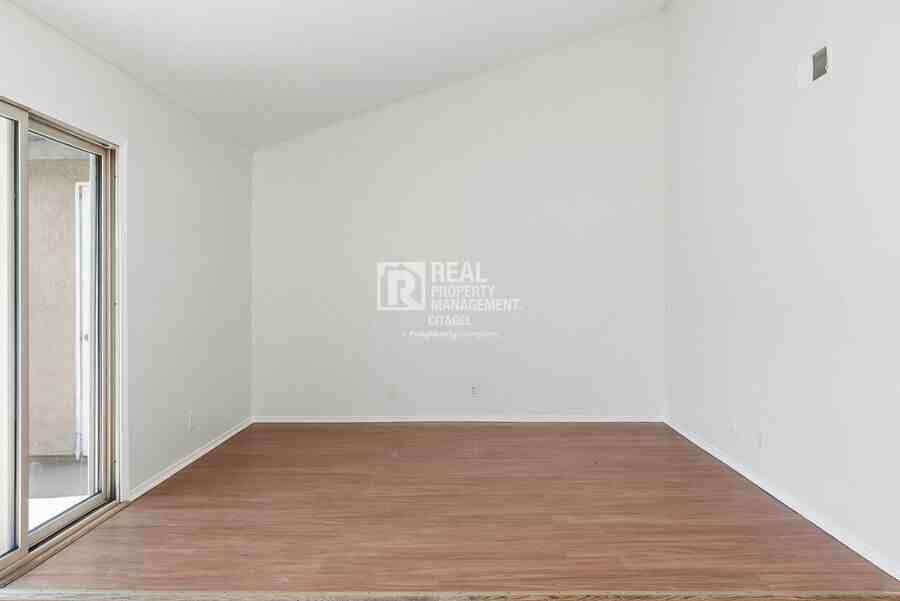 4201 W 5th St #332 - Photo 4 of 22