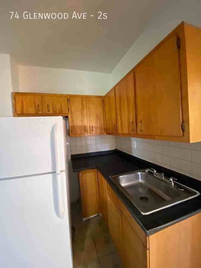 74 Glenwood Ave #2S - Photo 6 of 9