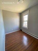 12 Riverview Pl #3R - Photo 1 of 1