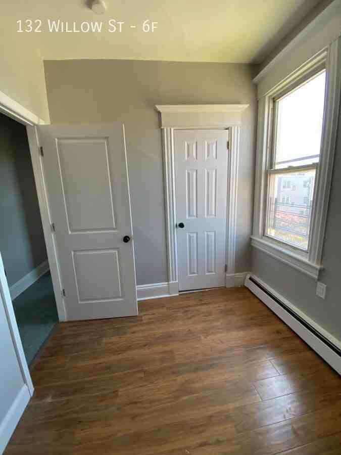 132 Willow St #6F - Photo 5 of 14