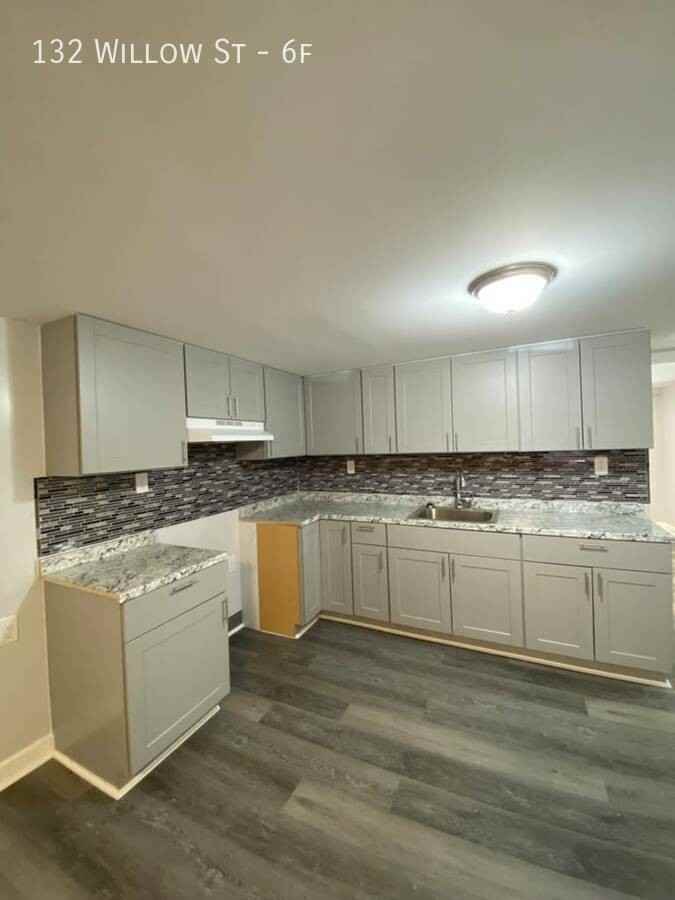 132 Willow St #6F - Photo 7 of 14