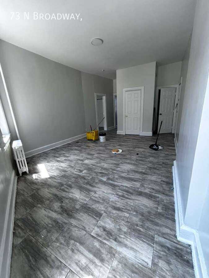 73 N Broadway - Photo 4 of 4