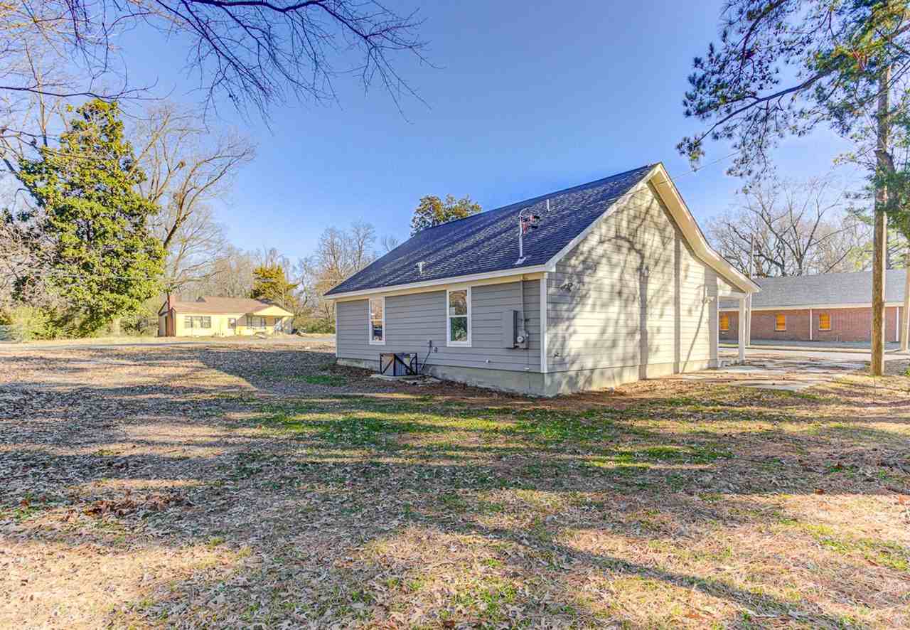 2927 Beechmont St - Photo 6 of 22