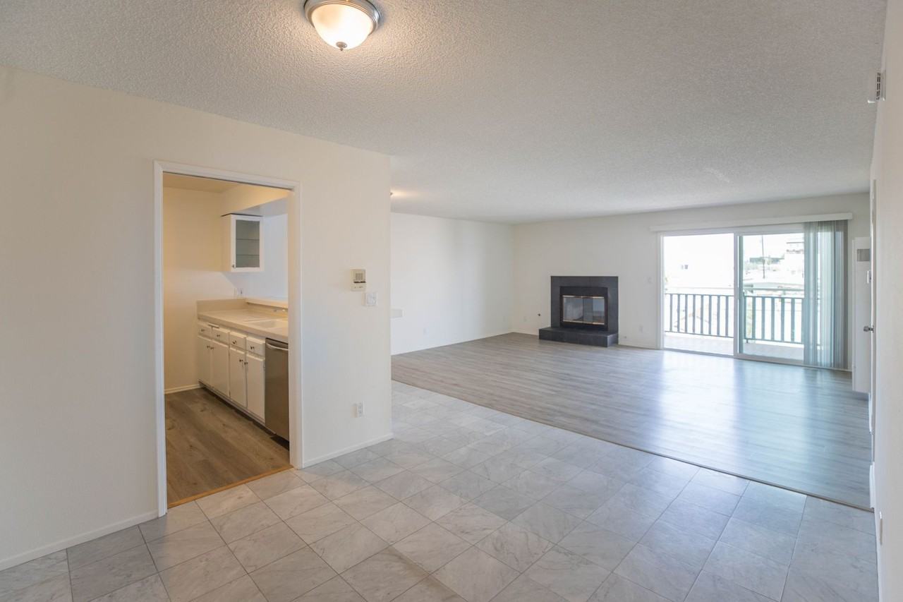 35 24th Ave #4 - Photo 2 of 26