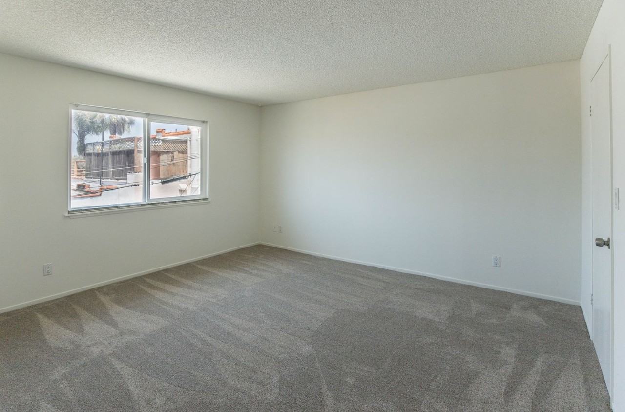 35 24th Ave #4 - Photo 3 of 26