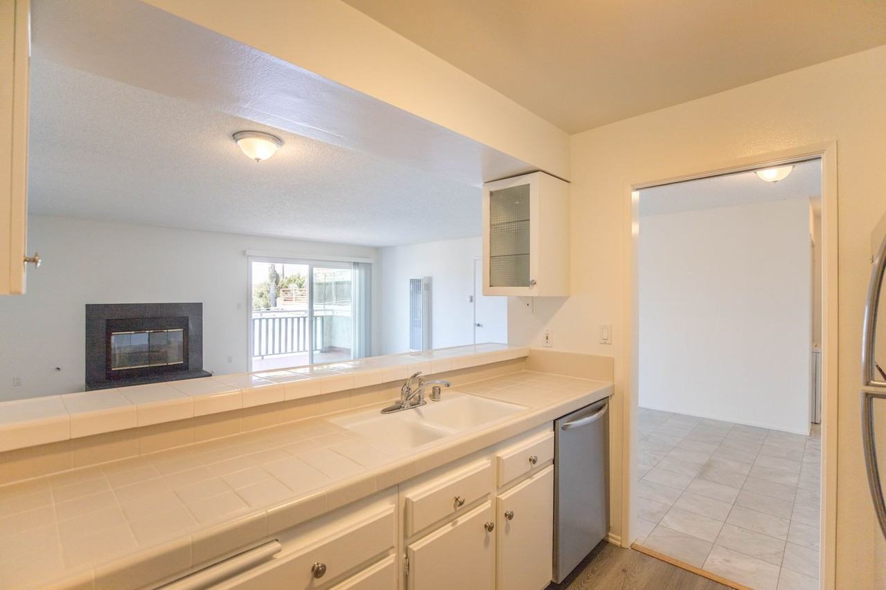 35 24th Ave #4 - Photo 6 of 26