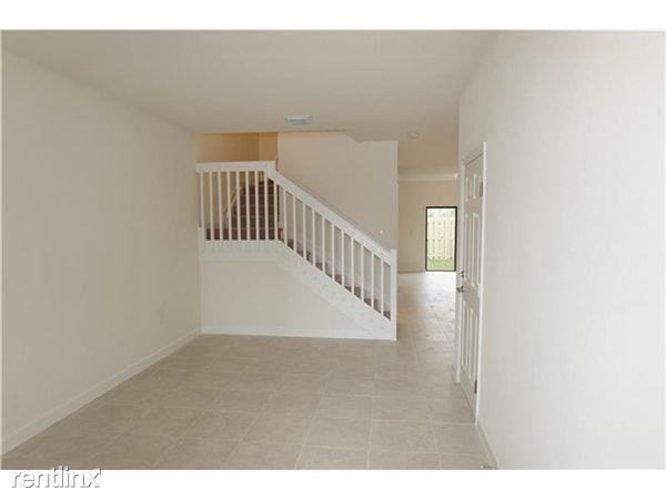 11866 SW 98th Terrace - Photo 2 of 18