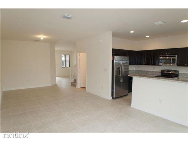 11866 SW 98th Terrace - Photo 3 of 18