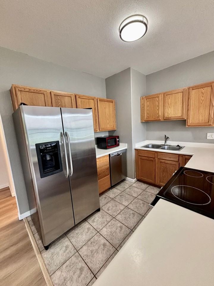 10640 W 12th Ln #D - Photo 4 of 23
