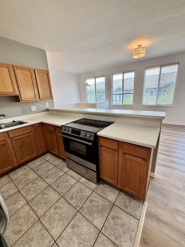 10640 W 12th Ln #D - Photo 6 of 23