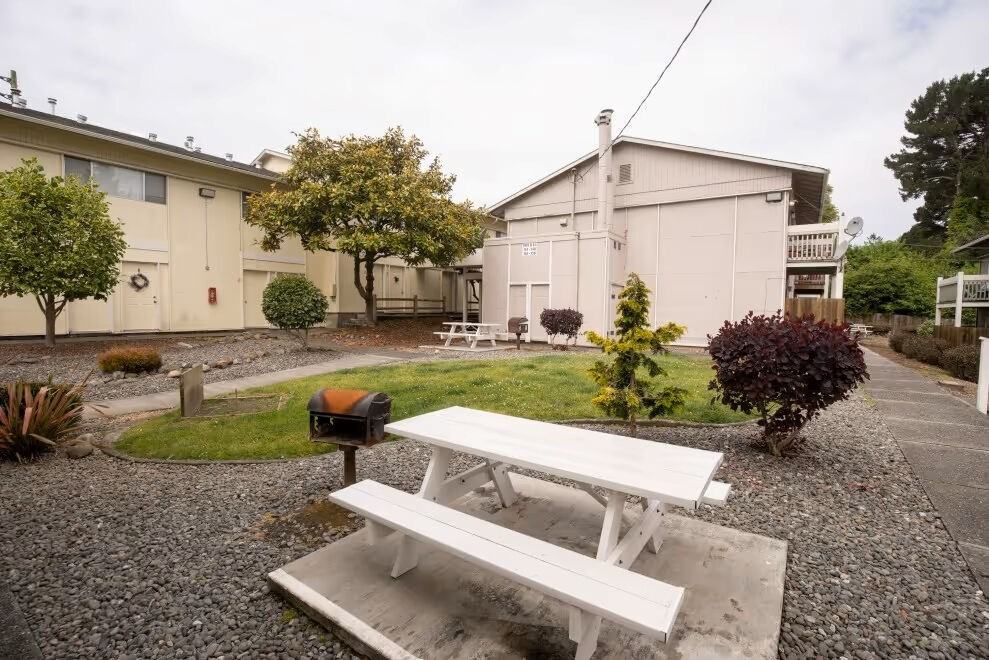 Woodridge - Photo 3 of 18