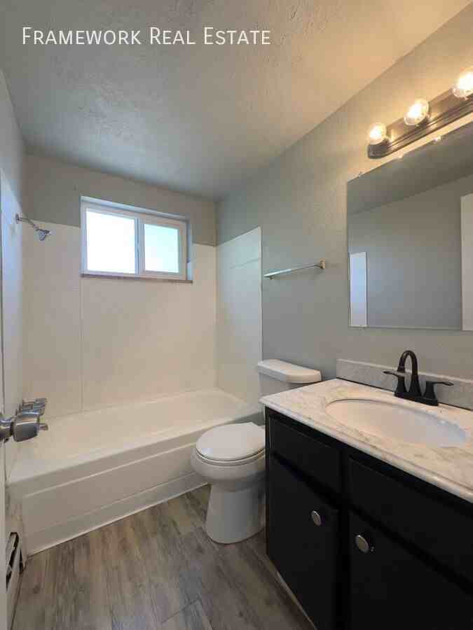 1330 W Mississippi Ave #206 - Photo 5 of 28