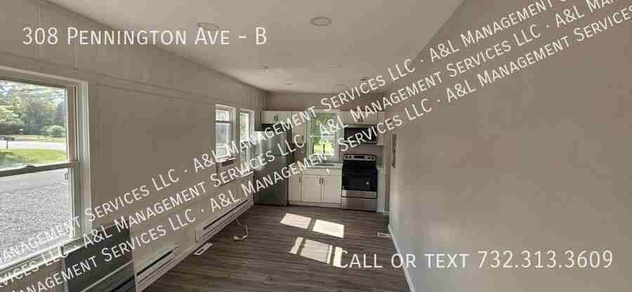 308 Pennington Ave #B - Photo 3 of 13