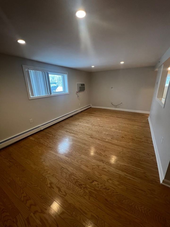 21 Clarks Rd #102 - Photo 3 of 11