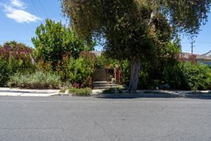 featured image of 2211 Ashland Ave
