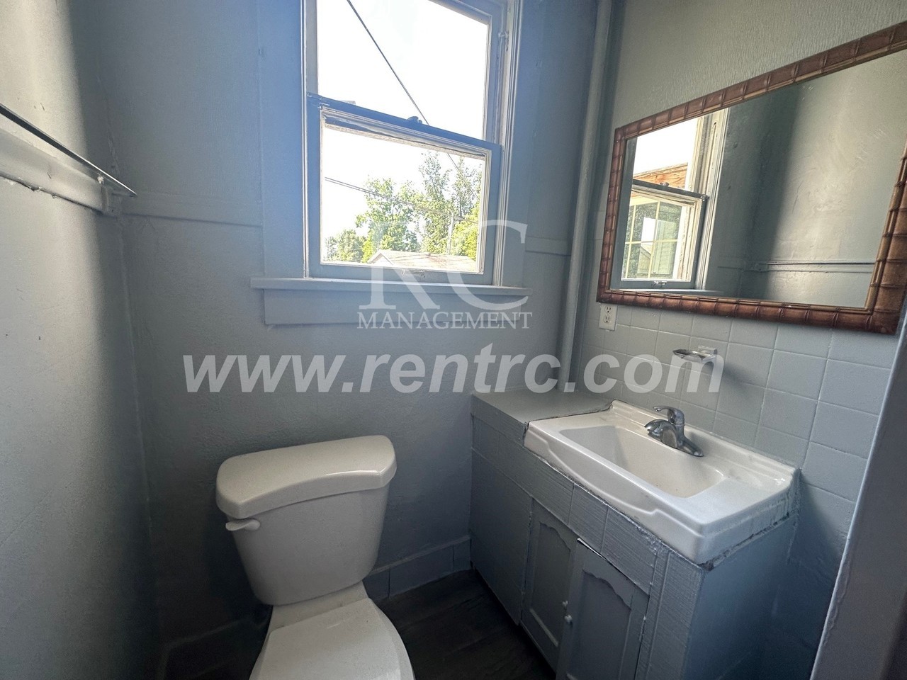 1434 N Walnut St - Photo 5 of 16