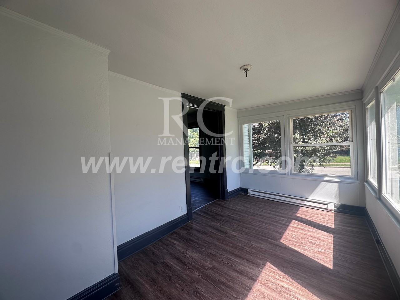 1434 N Walnut St - Photo 6 of 16