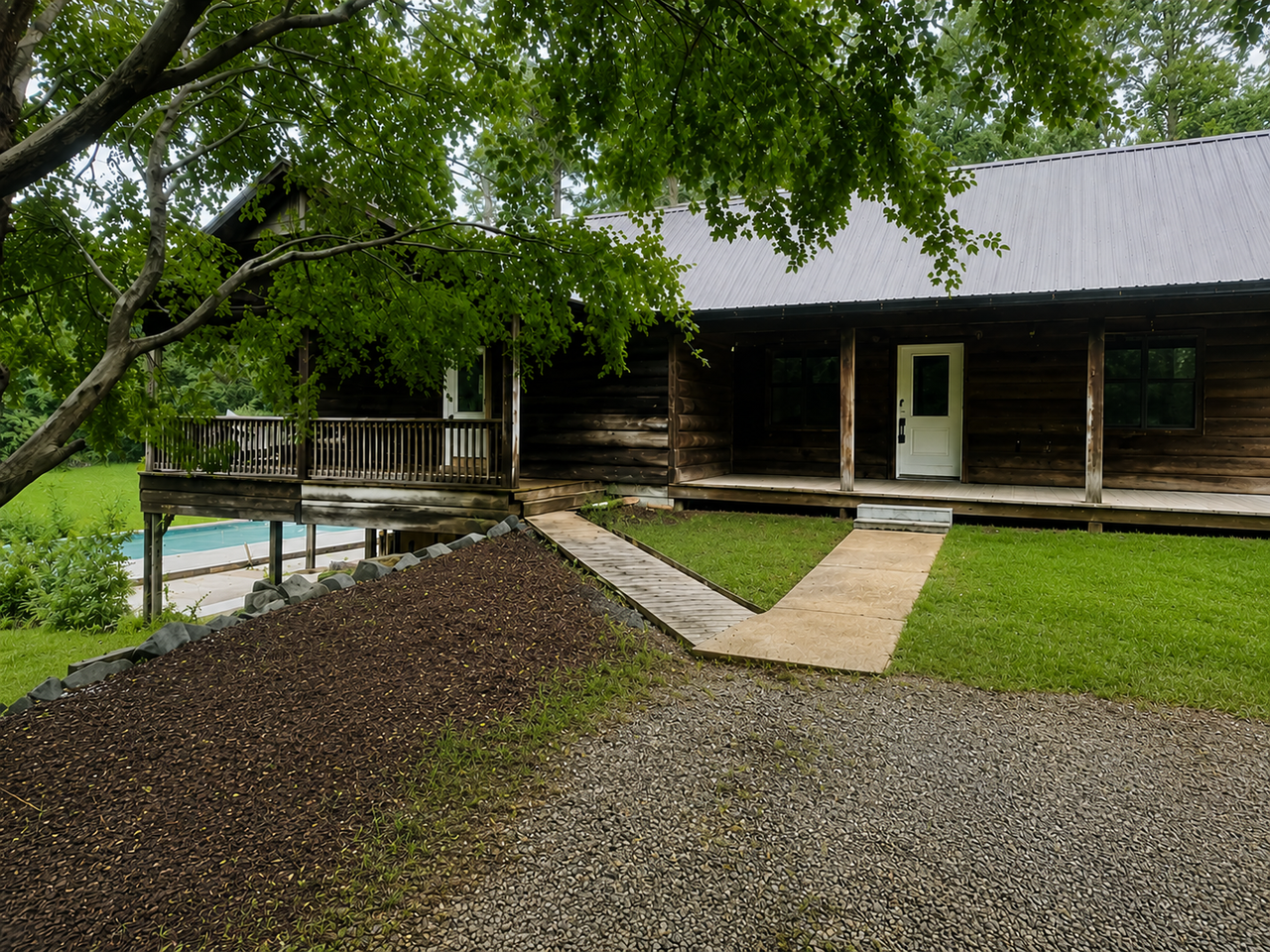 213 Bobbie Dr - Photo 2 of 20