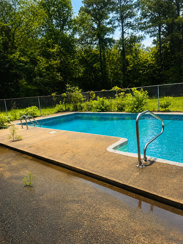 213 Bobbie Dr - Photo 3 of 20