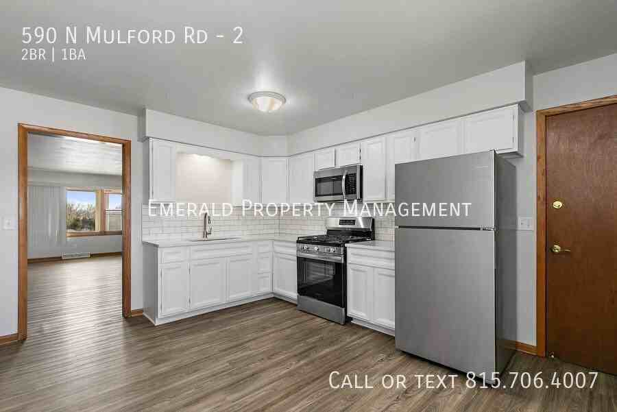 590 N Mulford Rd #2 - Photo 6 of 15
