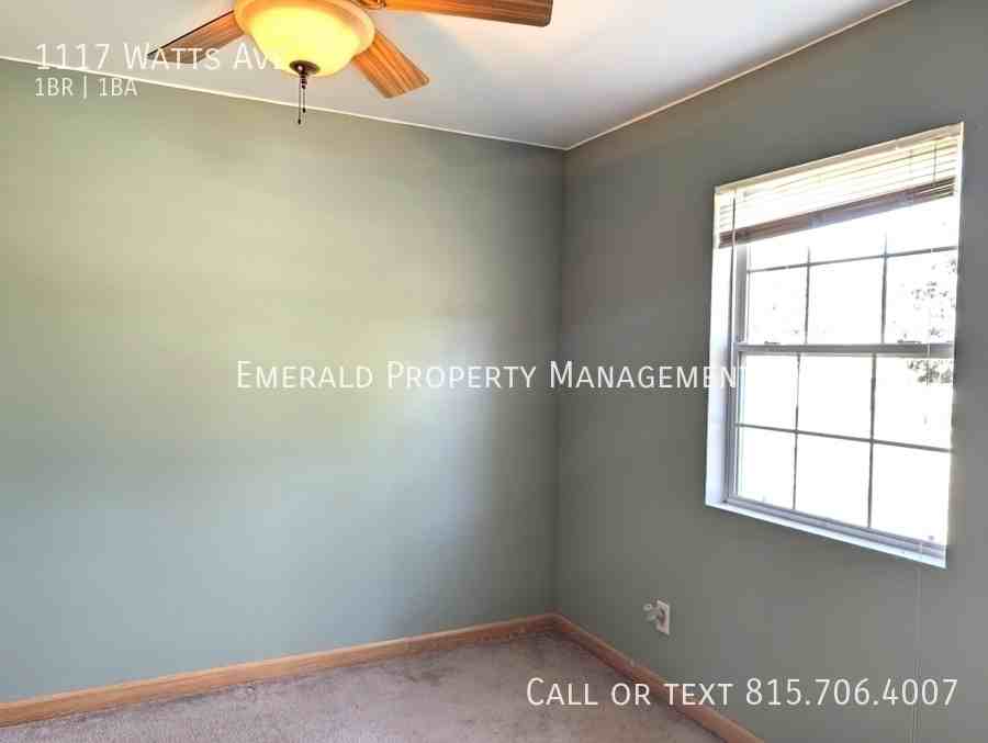 1117 Watts Ave - Photo 7 of 12