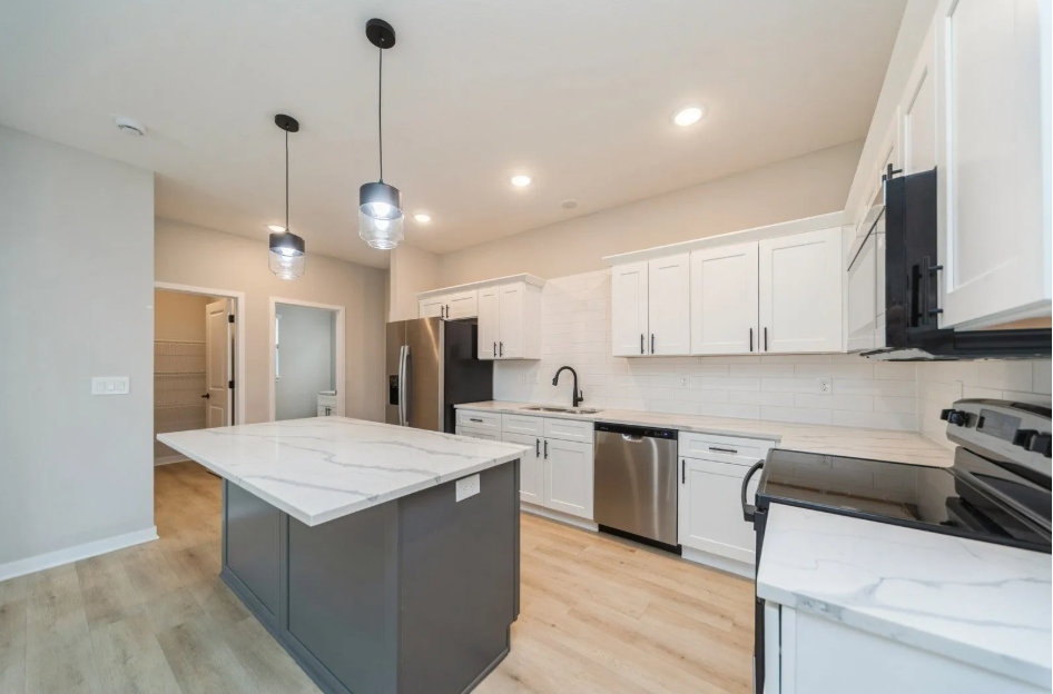 1012 Maple St #0 - Photo 6 of 22