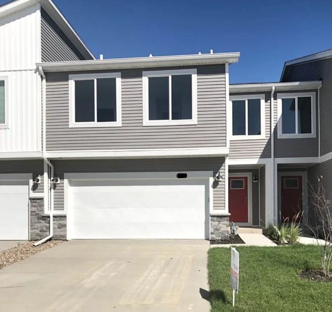 869 Ne Traverse Dr #1